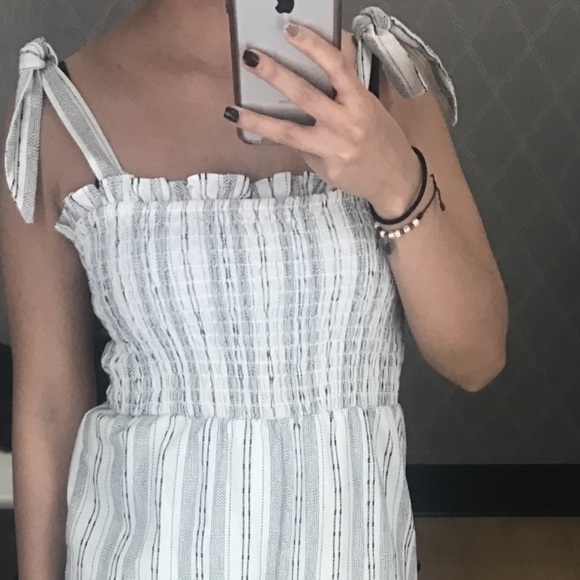 Sienna Sky Other - Super cute romper/jumpsuit , Size Small